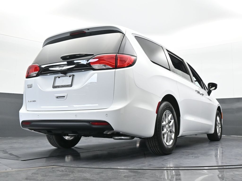 Used 2026 Bright White Clearcoat Chrysler LX image 57