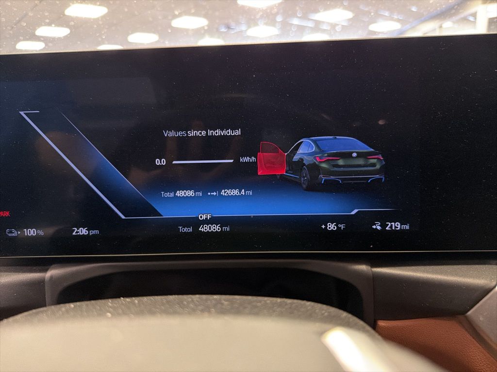 Thumbnail: 2023 BMW i4 - 5