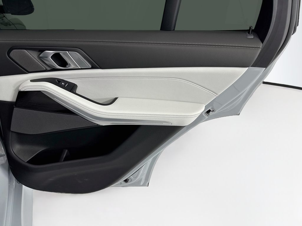 Thumbnail: 2024 BMW X5 - 26