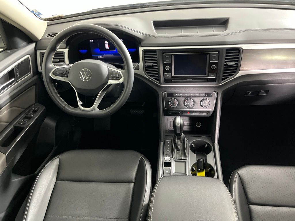 Thumbnail: 2022 Volkswagen Atlas - 13