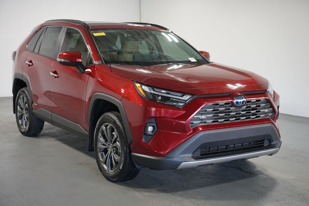 Thumbnail: 2024 Toyota RAV4 - 3