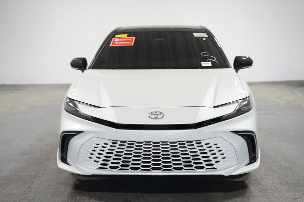 2025 Toyota Camry XSE 2