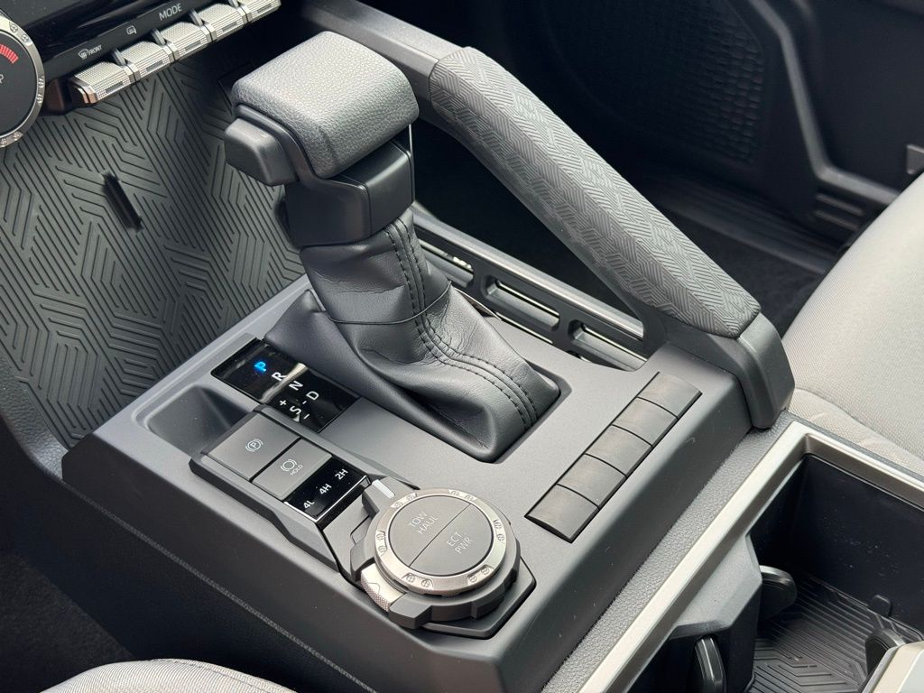 2025 Toyota Tacoma SR5 Double Cab photo 22
