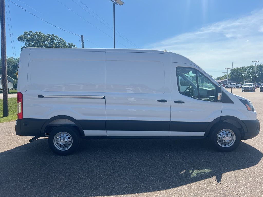 2025 Ford Transit-250