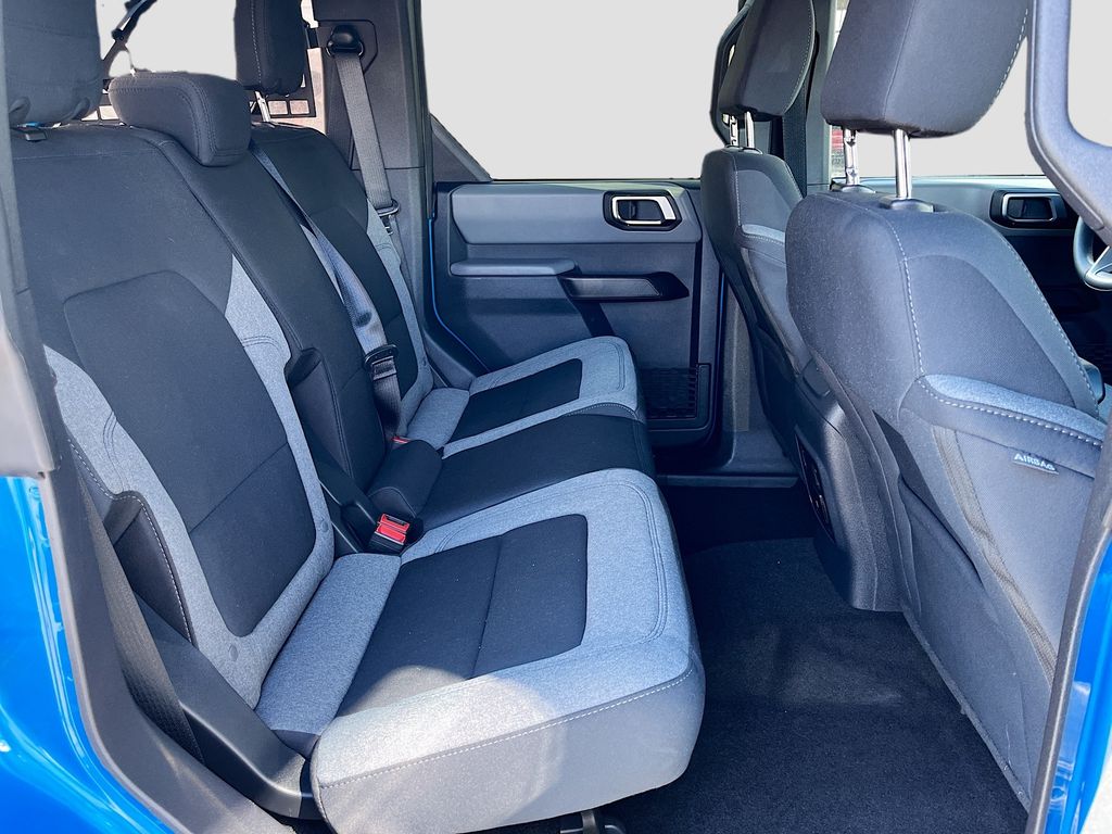 2023 Ford Bronco 4-Door Base - Photo 24