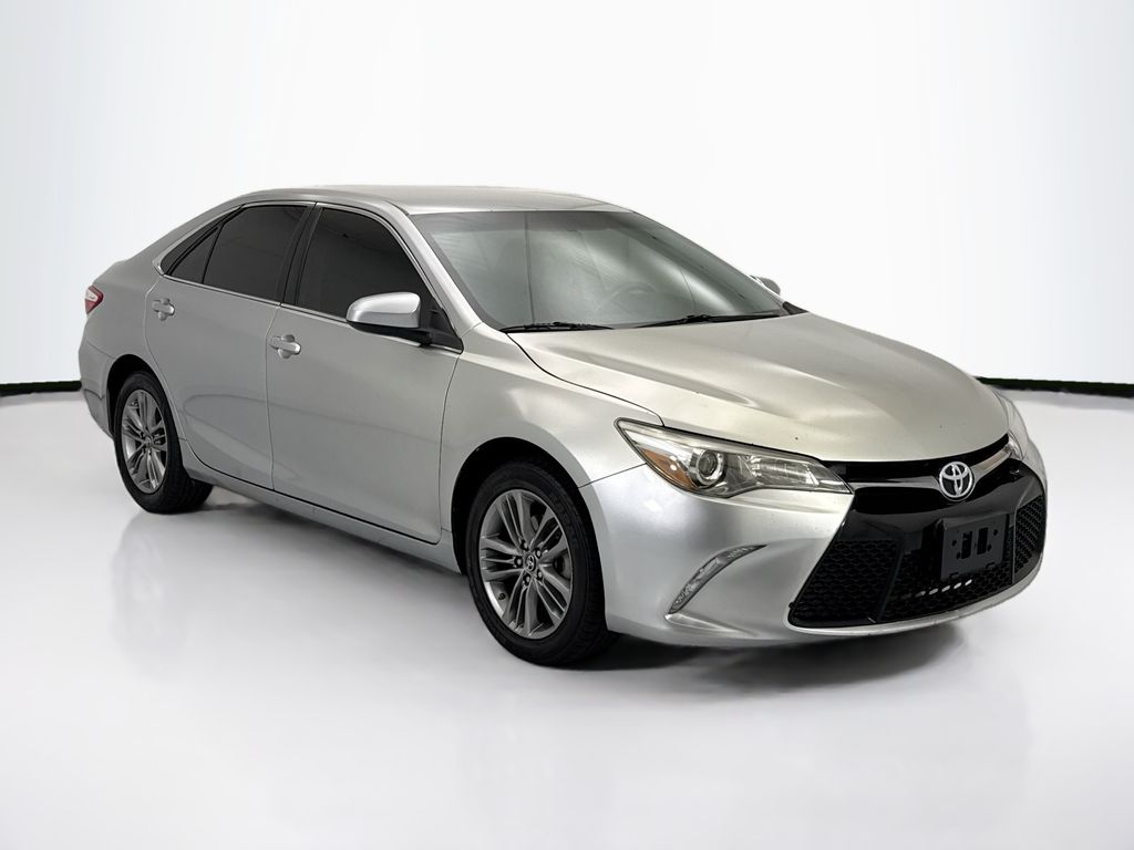 Thumbnail: 2016 Toyota Camry - 3