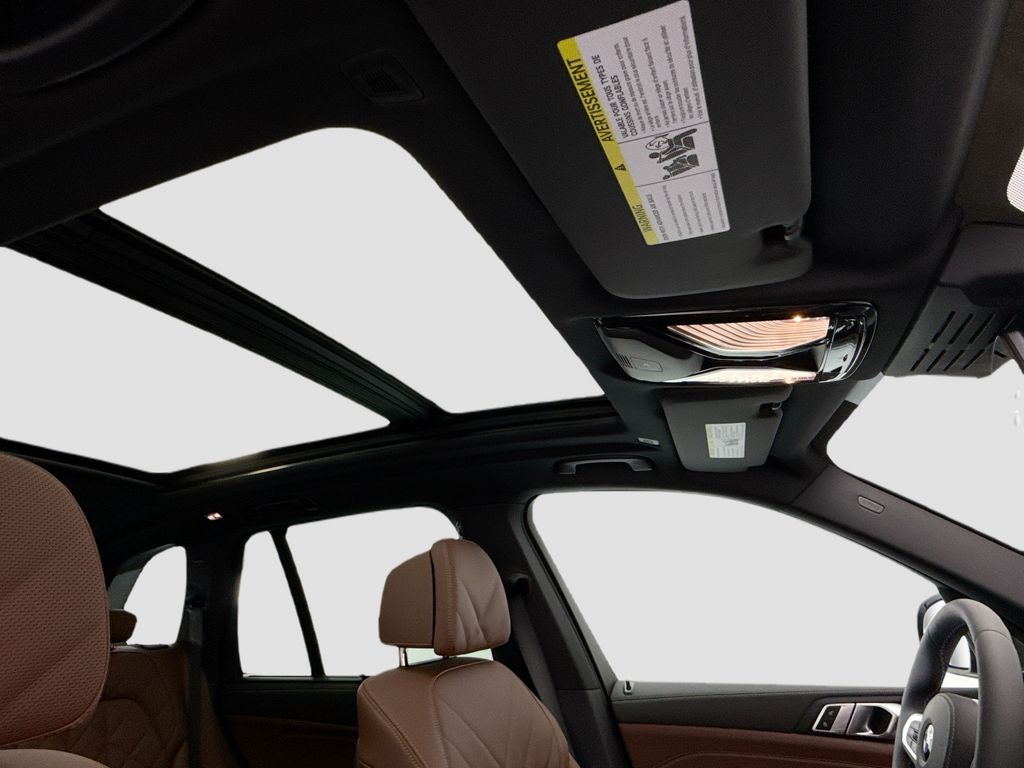 Thumbnail: 2026 BMW X5 - 17