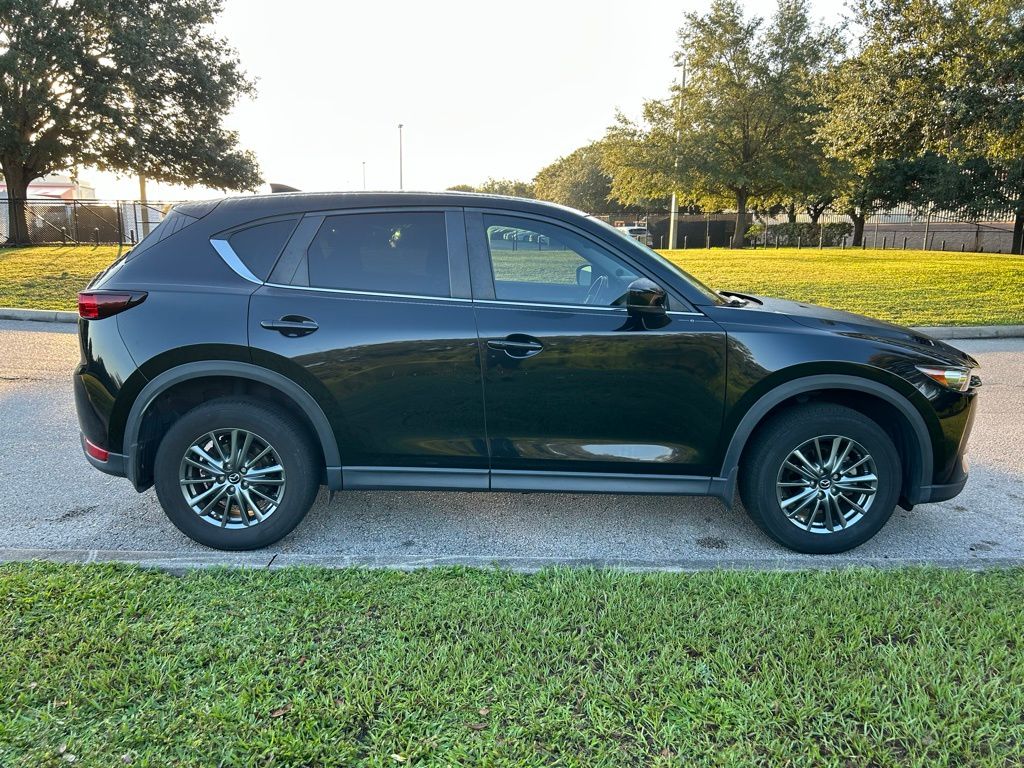 Thumbnail: 2017 Mazda CX-5 - 6