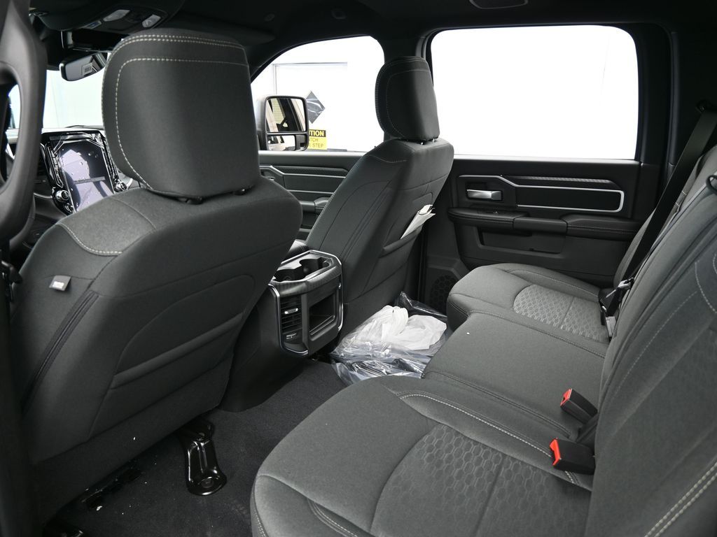 New 2026 Diamond Black Crystal Pearlcoat Ram Big Horn image 32