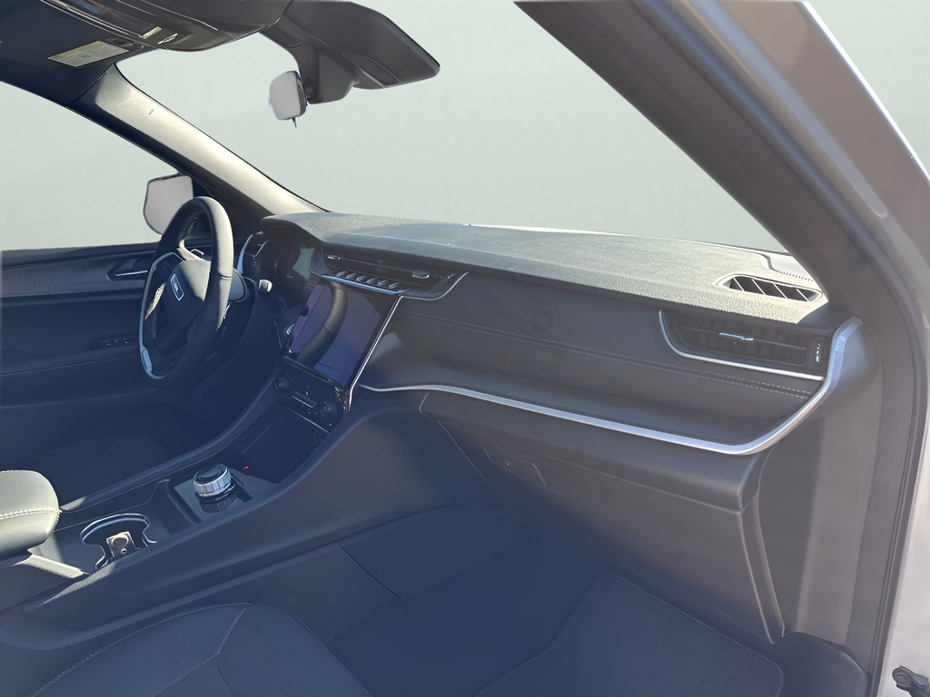 New Car 2025 Jeep Grand Cherokee  For Sale Under $40,000 In Austin, Texas