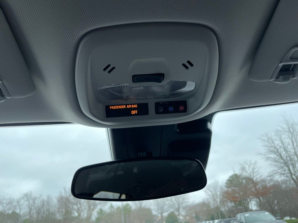 Thumbnail: 2025 Chevrolet Trax - 16