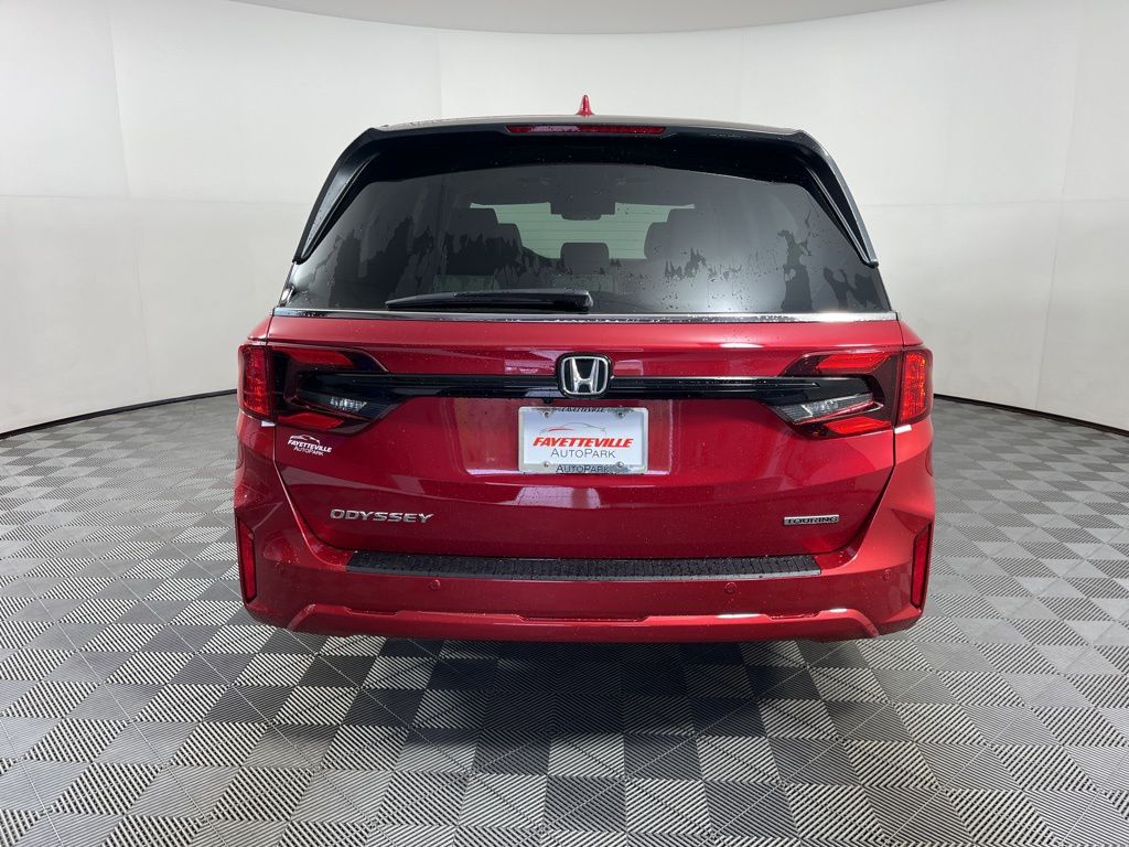 2025 Honda Odyssey Touring 16