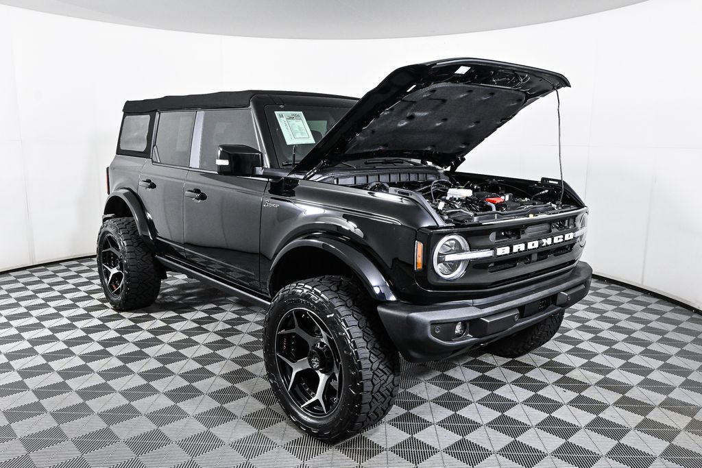 2022 Ford Bronco  29