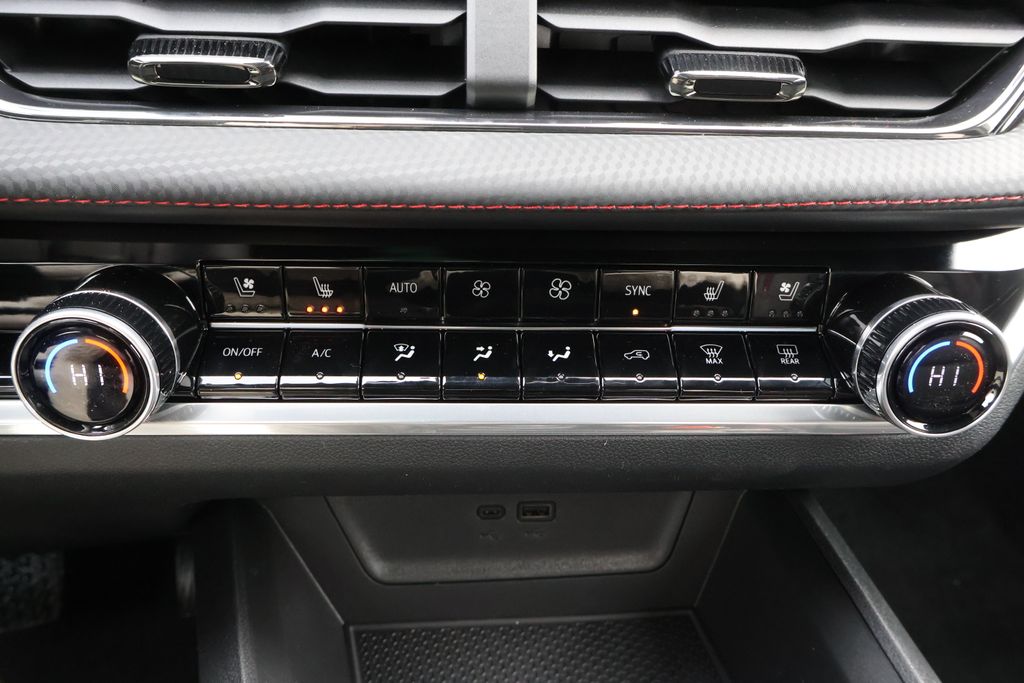 Thumbnail: 2026 Chevrolet Equinox - 28