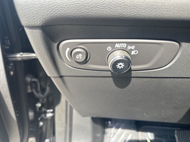 Used 2023 Buick Envision SUV