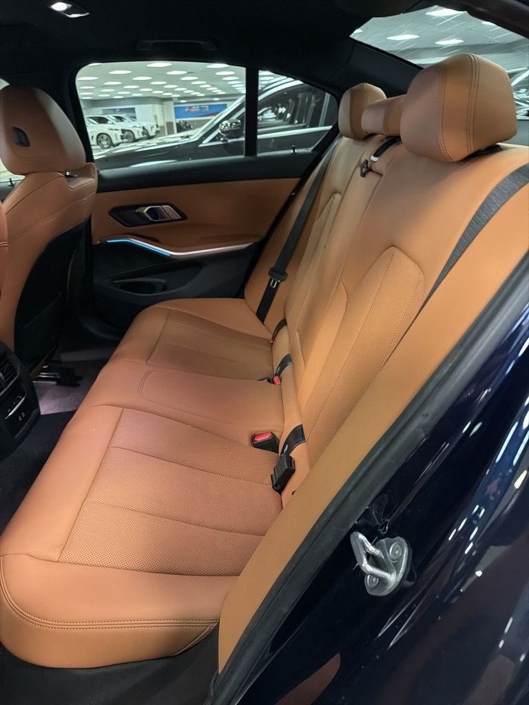 Thumbnail: 2023 BMW 3 Series - 8