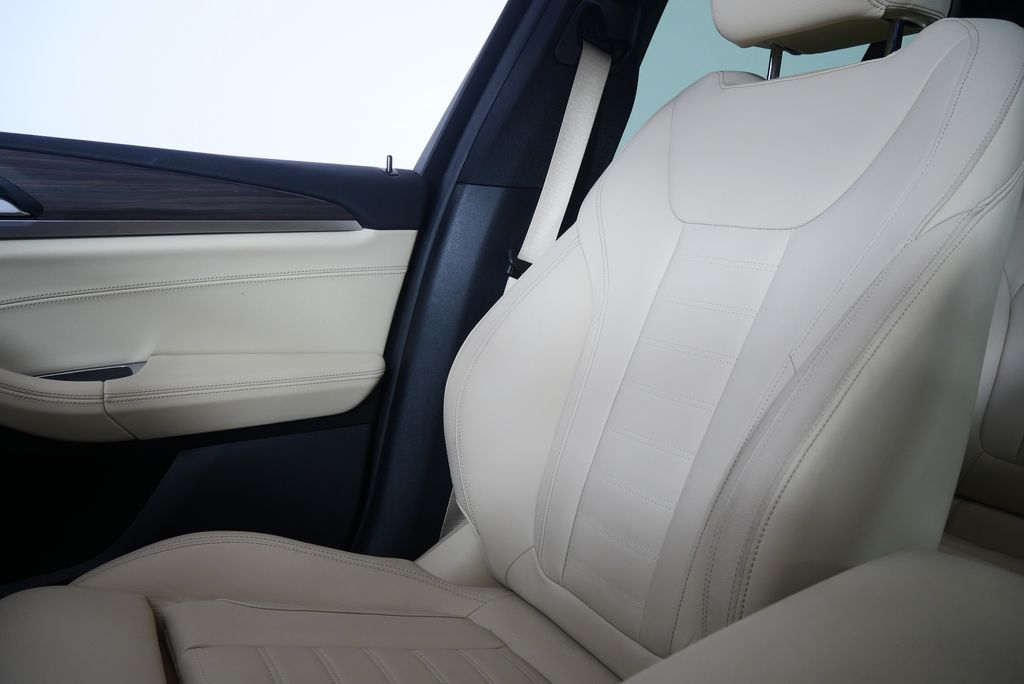 Thumbnail: 2021 BMW X3 - 25