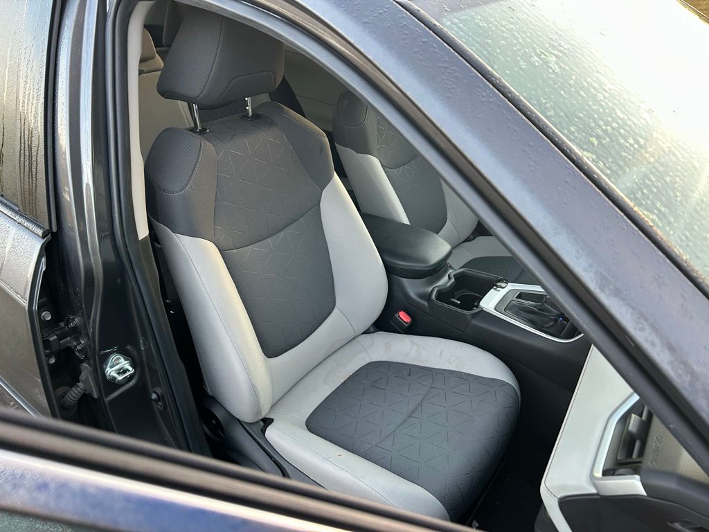 Thumbnail: 2023 Toyota RAV4 - 15