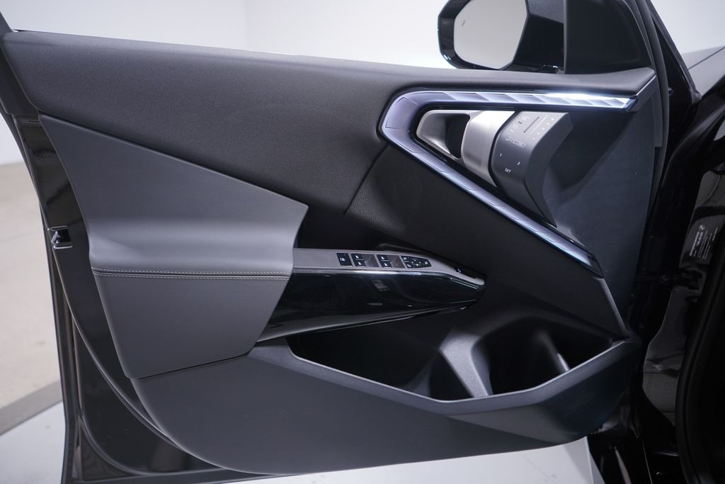 Thumbnail: 2026 BMW X3 - 10