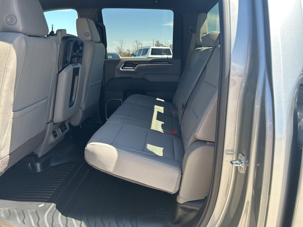 ChevroletSilverado 2500HD10