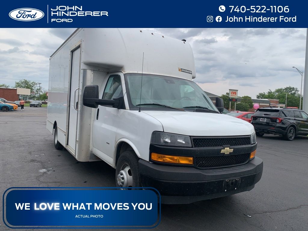 2021 Chevrolet Express Chassis 3500 177 Cutaway RWD