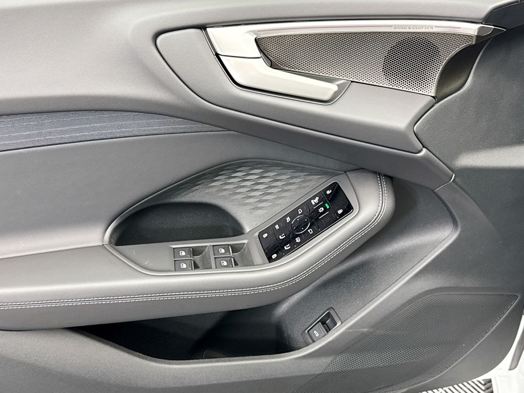 Thumbnail: 2025 Audi A5 - 22