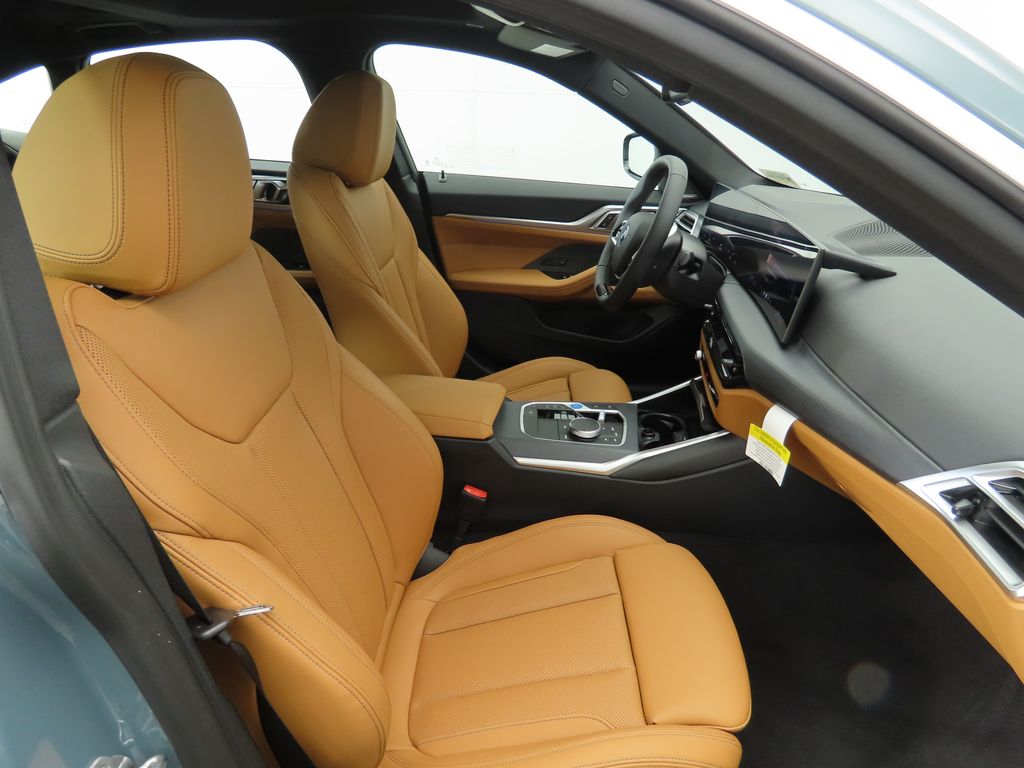 2025 BMW i4 eDrive40 21