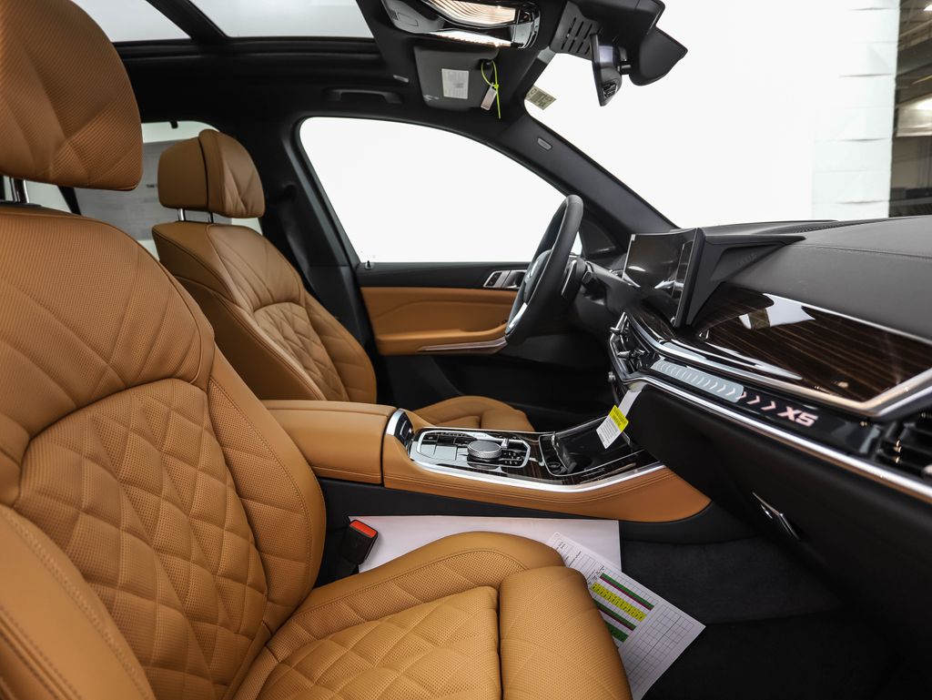 Thumbnail: 2026 BMW X5 - 29