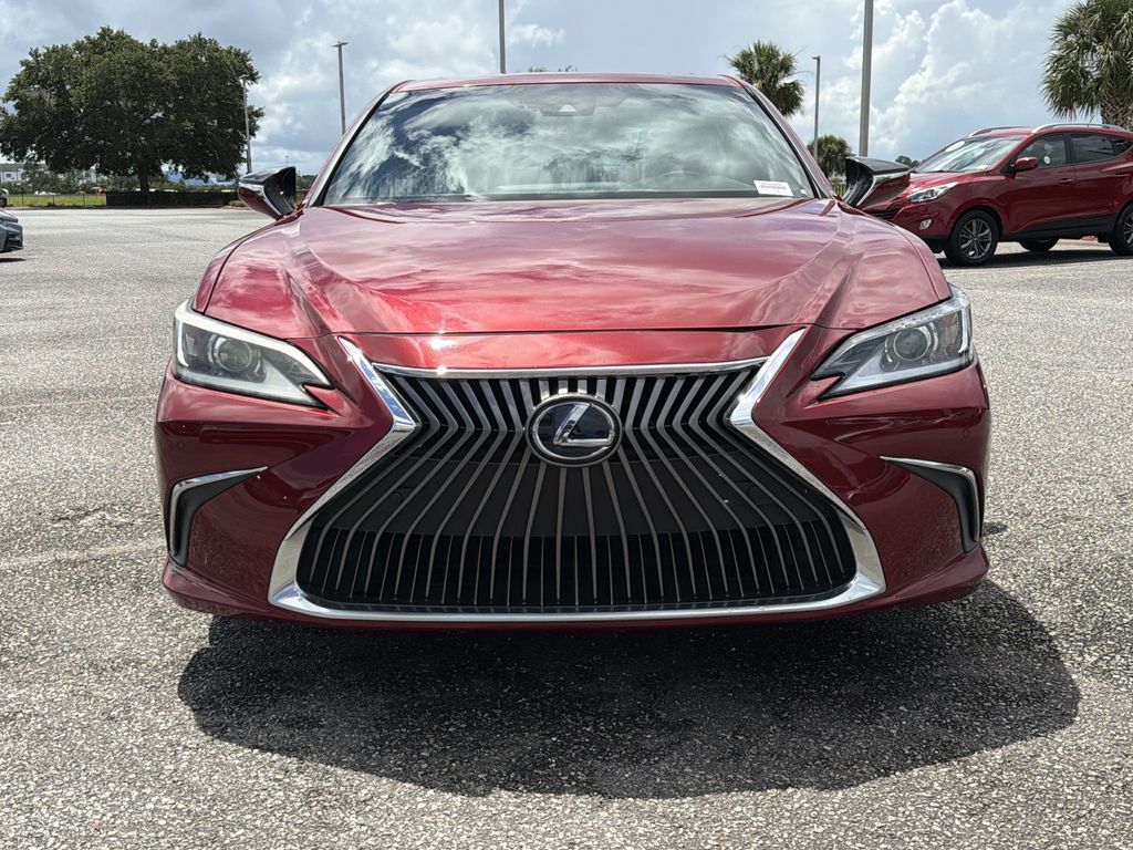 Used 2019 Lexus ES Sedan
