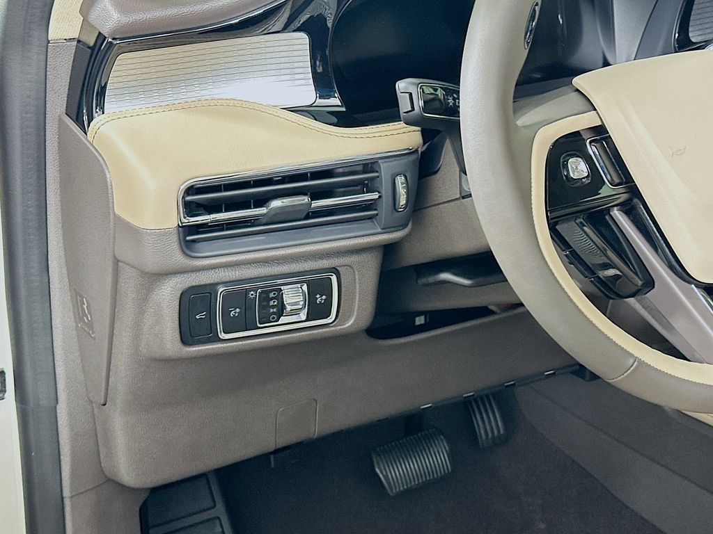 2024 Lincoln Corsair Premiere 10