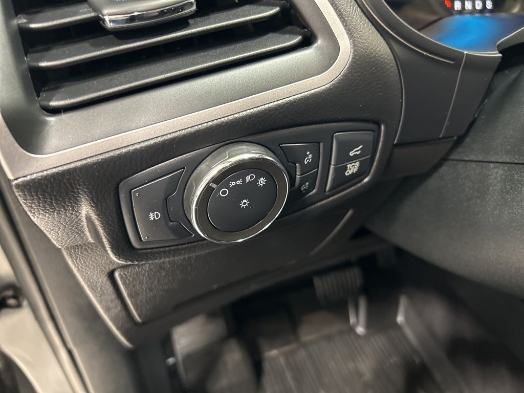 used 2022 Ford Edge car, priced at $24,883