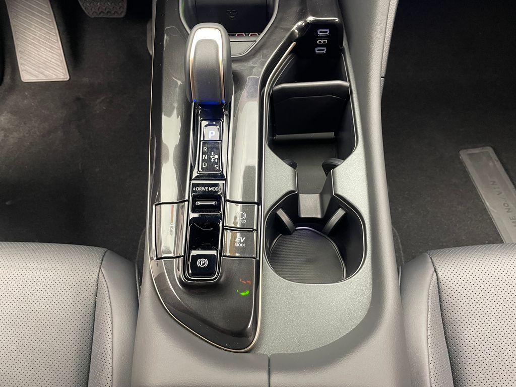 Thumbnail: 2026 Toyota Crown Signia - 29