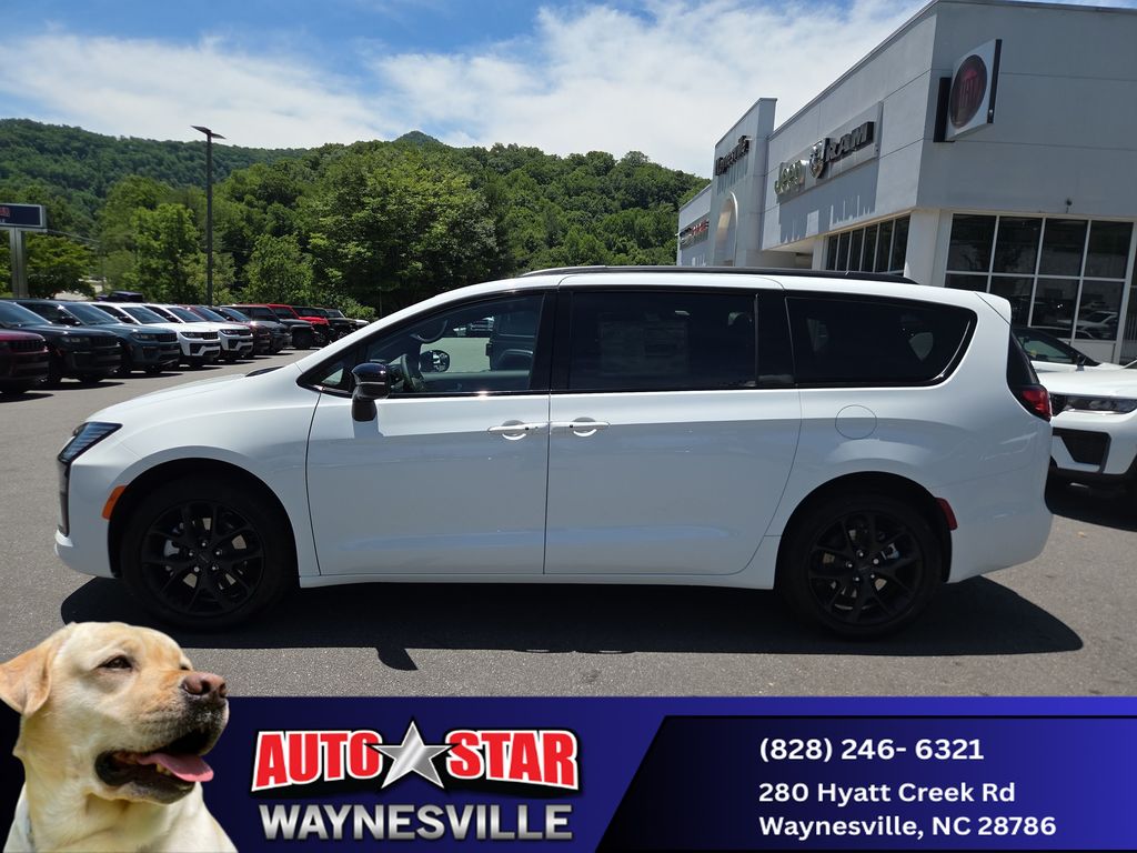 new 2027 Chrysler Pacifica car