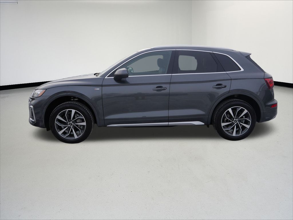 Thumbnail: 2023 Audi Q5 - 2