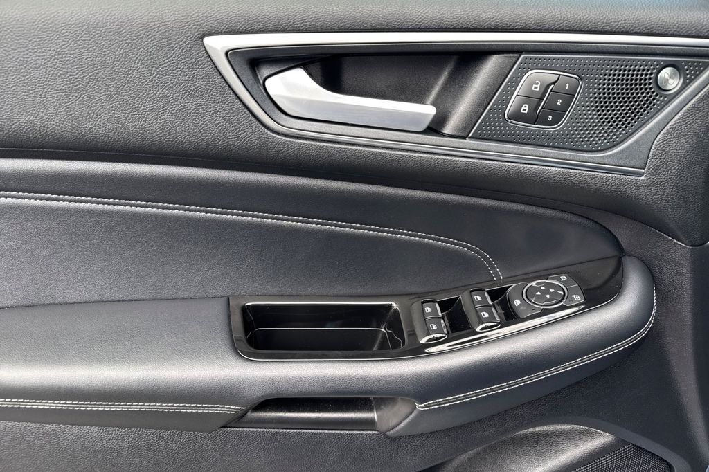 used 2019 Ford Edge car, priced at $21,982