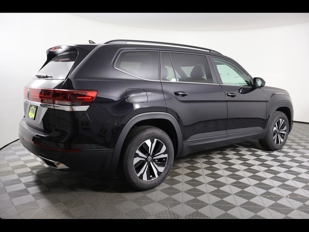2026 Volkswagen Atlas SE - Photo 6