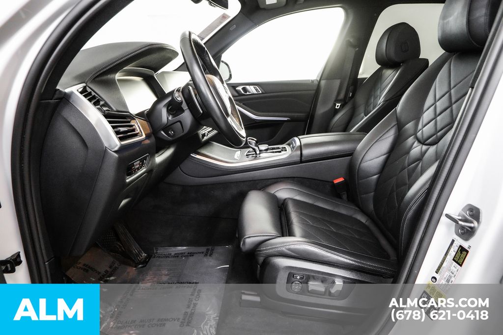 Used 2023 White BMW xDrive40i image 17