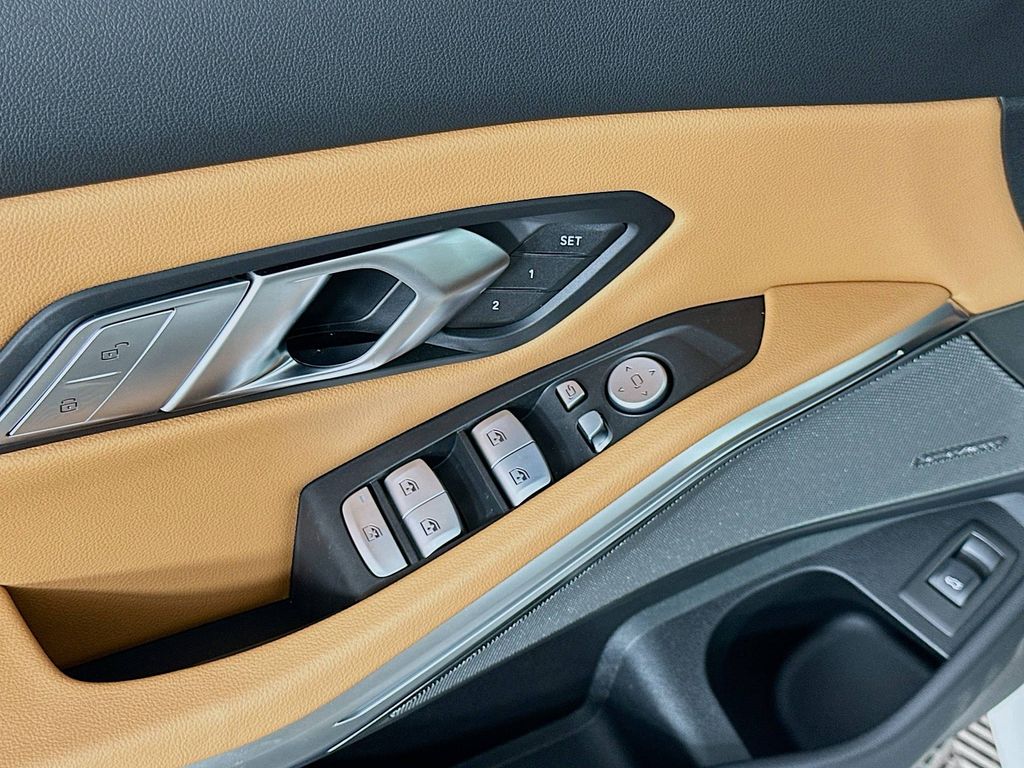 Thumbnail: 2025 BMW 3 Series - 20
