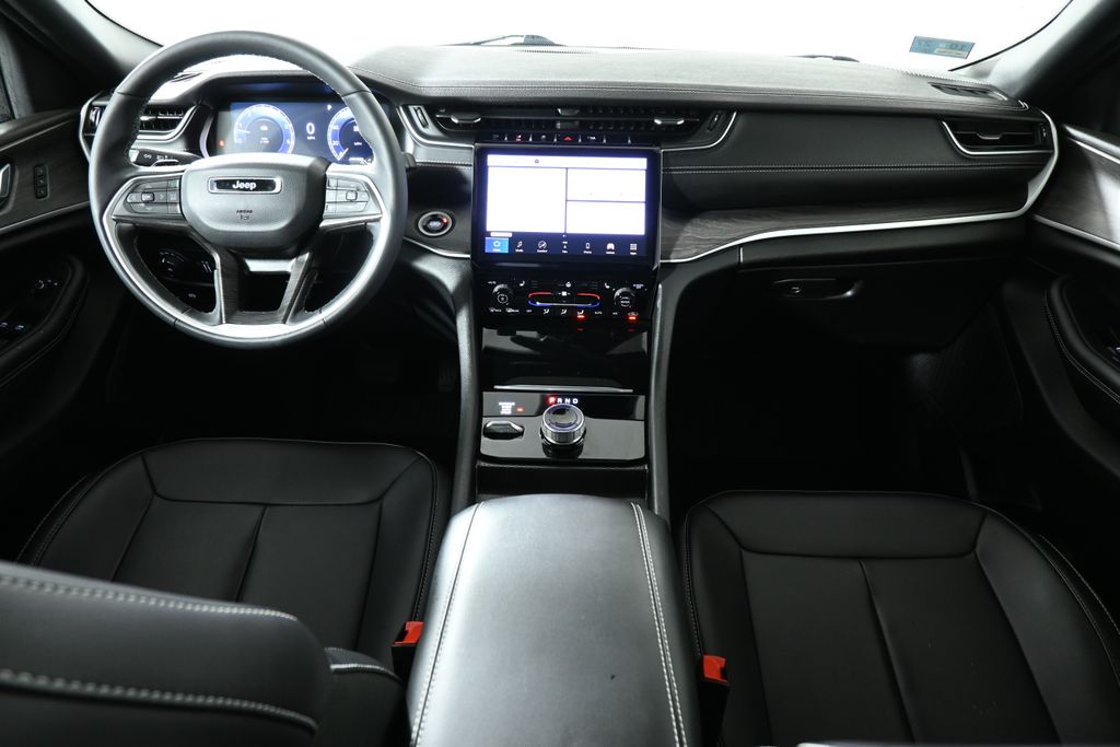 Thumbnail: 2025 Jeep Grand Cherokee - 4