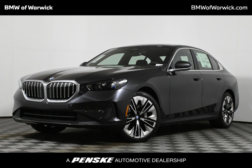 Thumbnail: 2026 BMW 5 Series - 1
