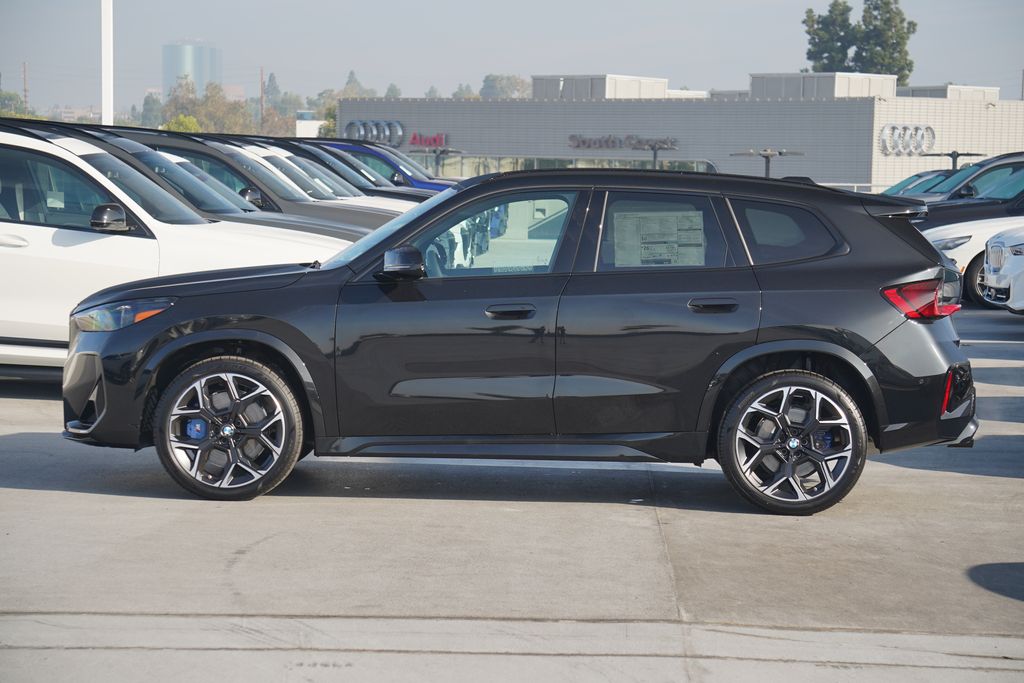 2024 BMW X1 M35i 4