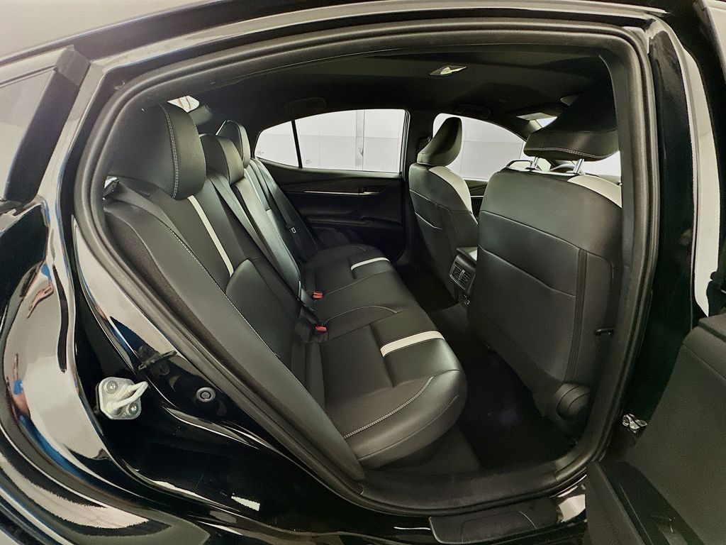 Thumbnail: 2025 Toyota Camry - 27