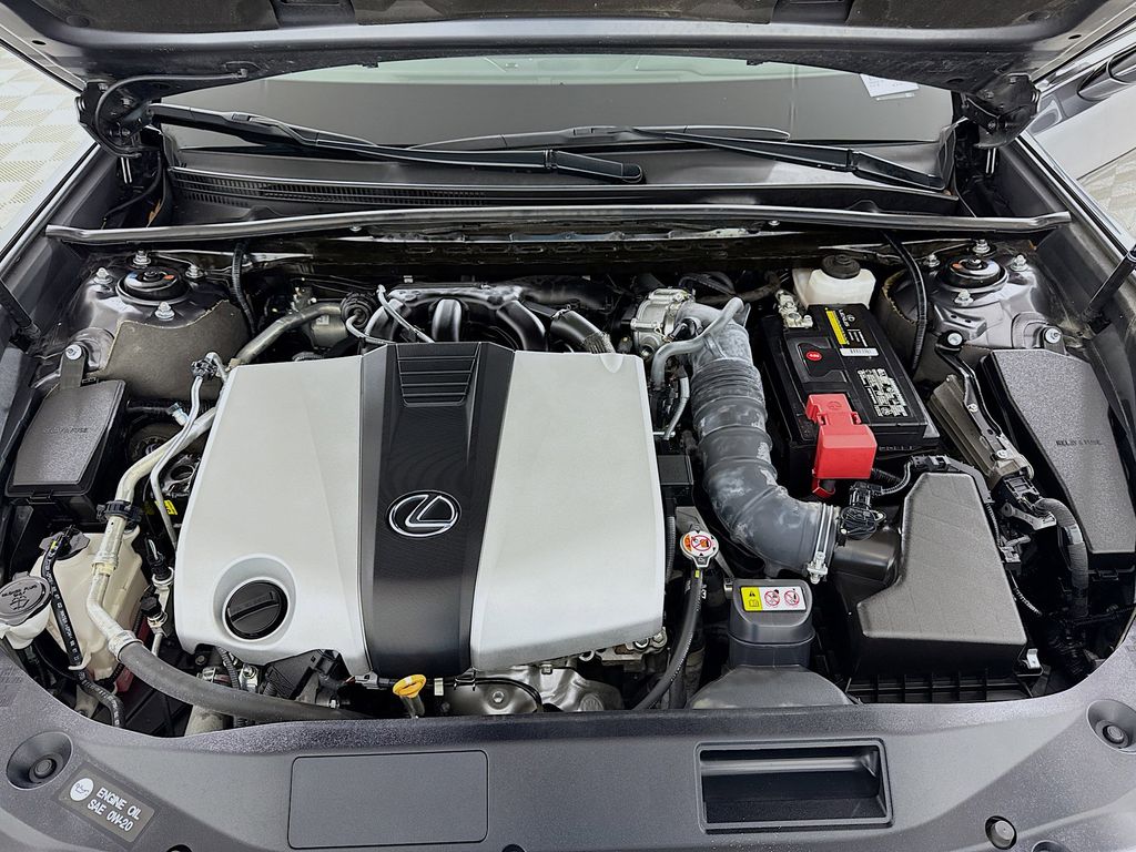 Thumbnail: 2023 Lexus ES - 30