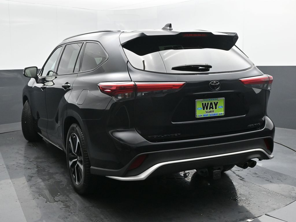 2022 Toyota Highlander XSE