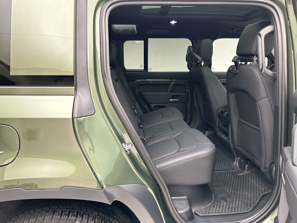 Thumbnail: 2026 Land Rover Defender - 9