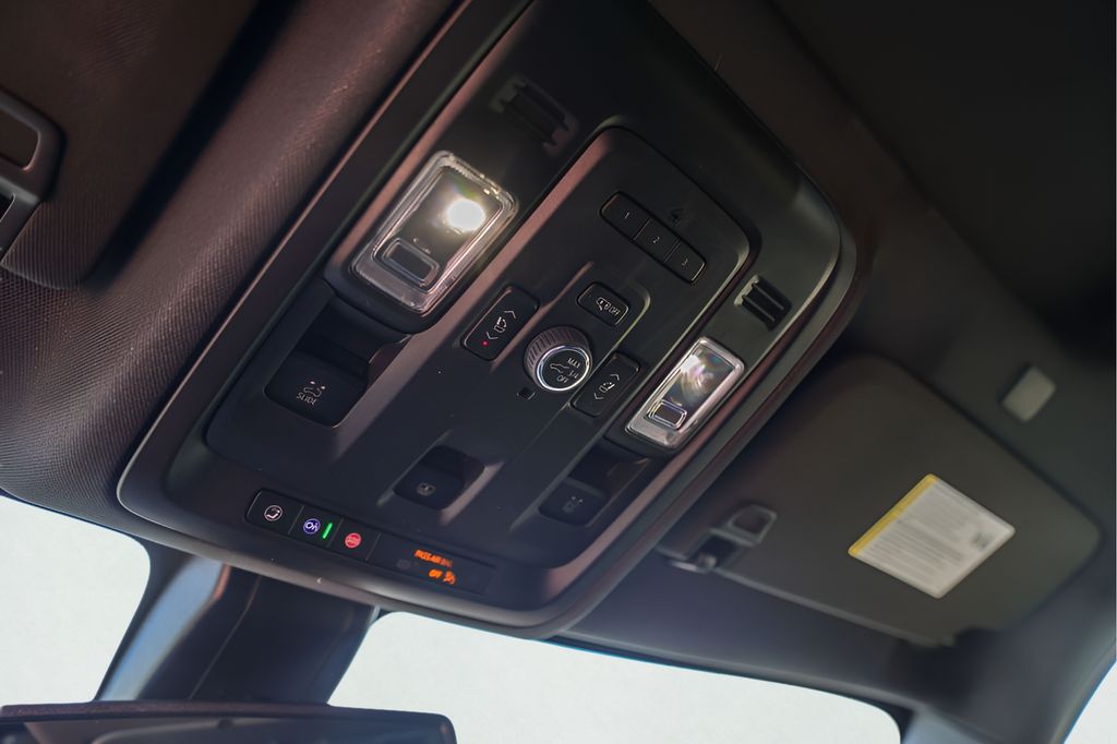 Used Car 2022 Gmc Yukon  Slt For Sale Under $60,000 In Austin, Texas