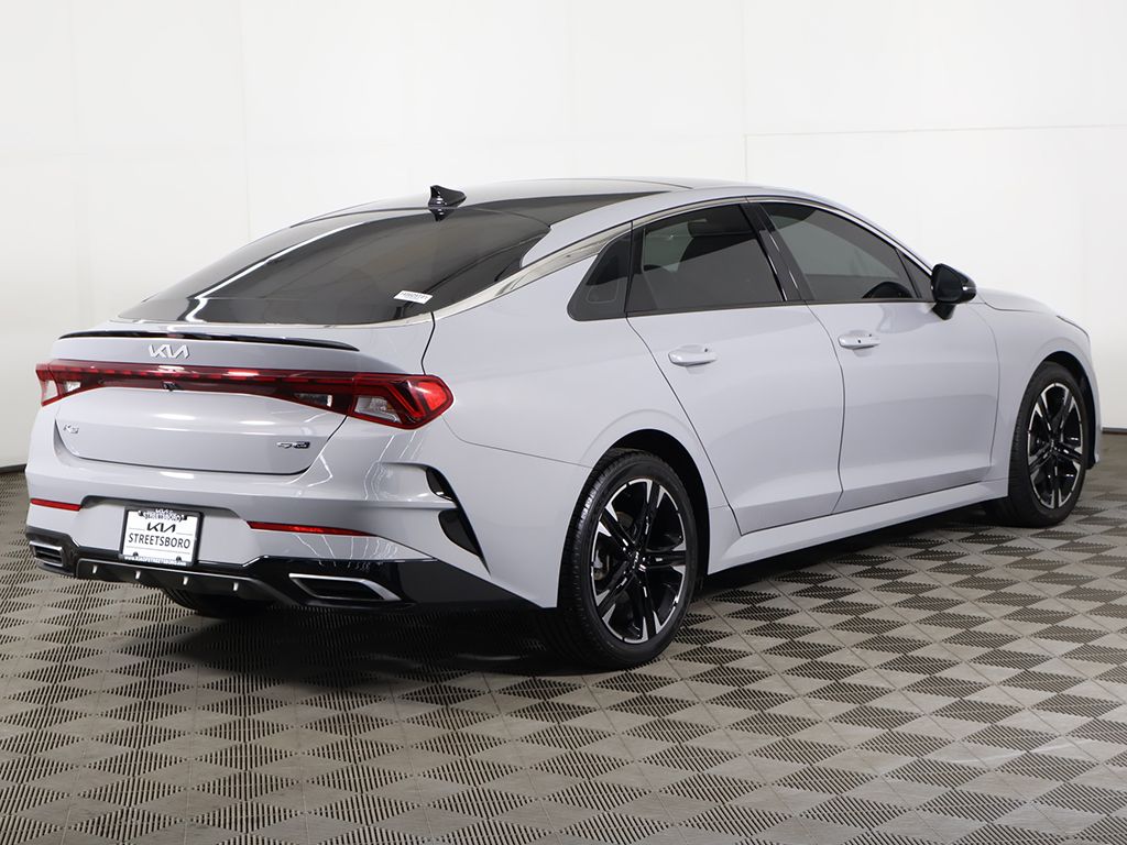 Used 2022 Gray Kia GT-Line image 10