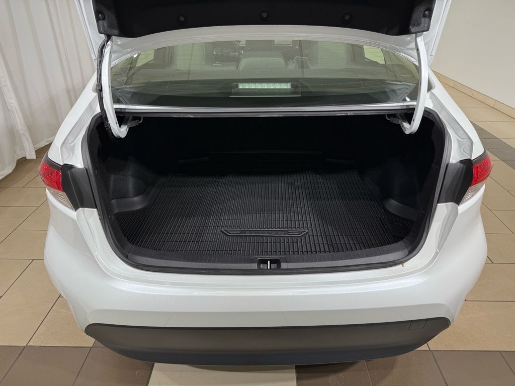 Thumbnail: 2025 Toyota Corolla - 11