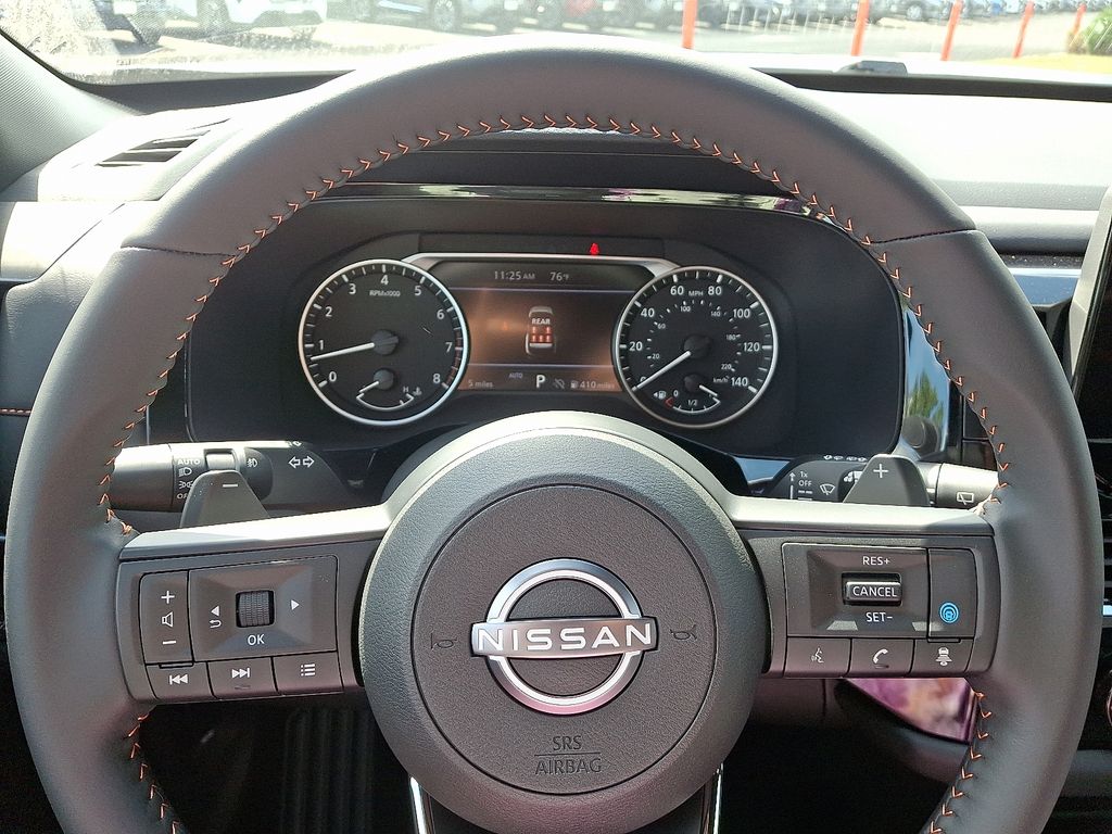 Thumbnail: 2025 Nissan Pathfinder - 10