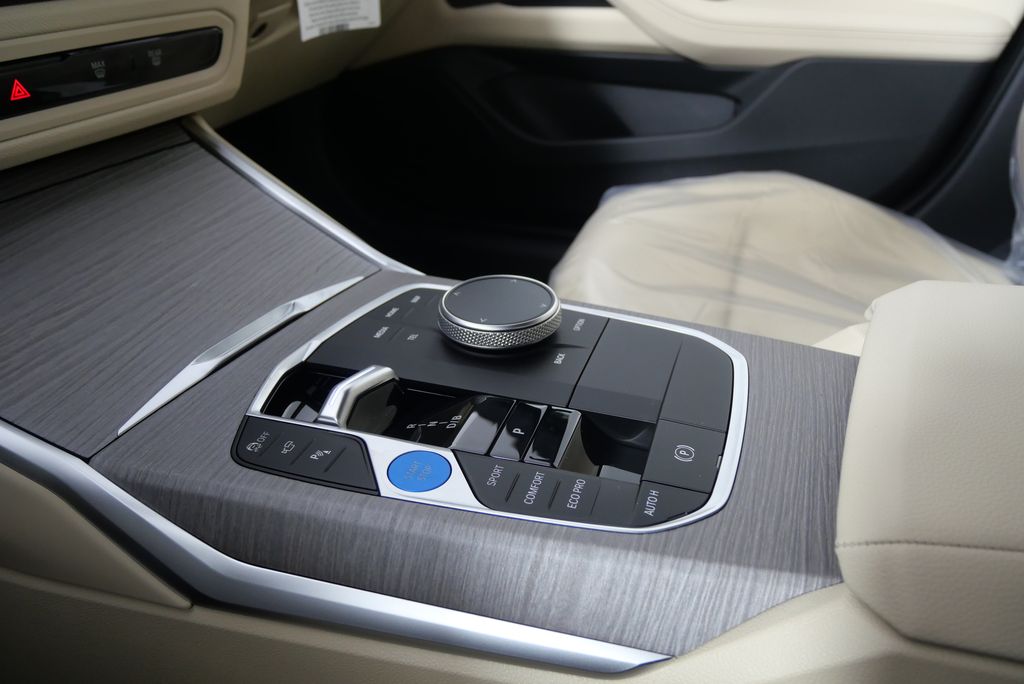 2025 BMW i4 eDrive40 23